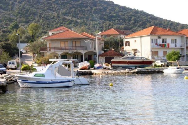 Apartments Ivan Orlic Vinišće Kültér fotó
